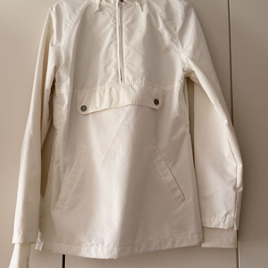 Veste de plein air blanche avec capuche