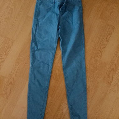 Sinsay Women’s Jeans size 32 skinny mid waist 32