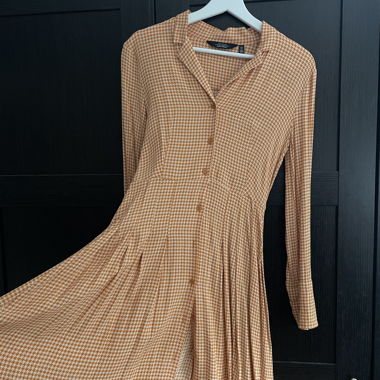 Pleated Shirt Dress with Houndstooth Pattern