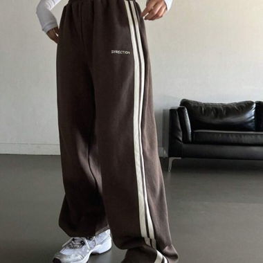 Pantalon de jogging marron à rayures