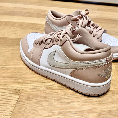 NIKE Air Jordan Low 1 Grösse 39 *NEU*