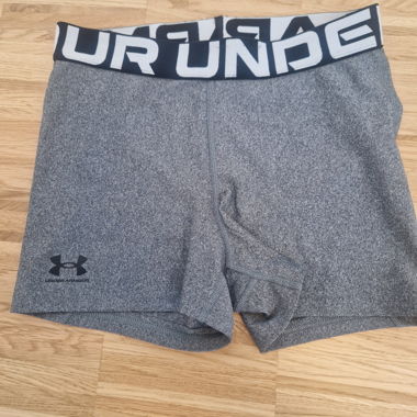 Short da sport Under Armour
