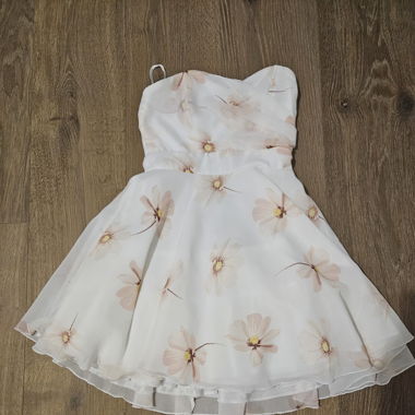 Kleid