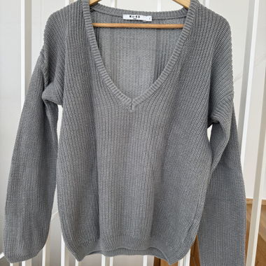Knit Pullover