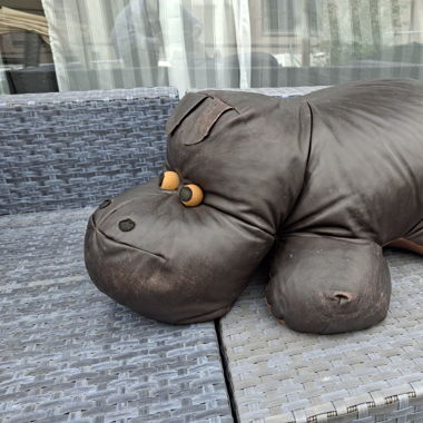 Fusshocker Nilpferd 