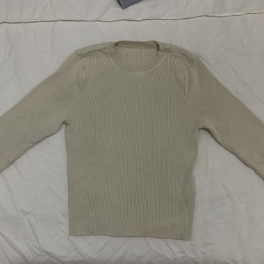 Pull fin beige à manches longues