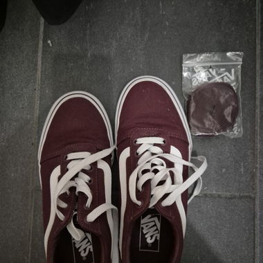 Bordeaux VANS