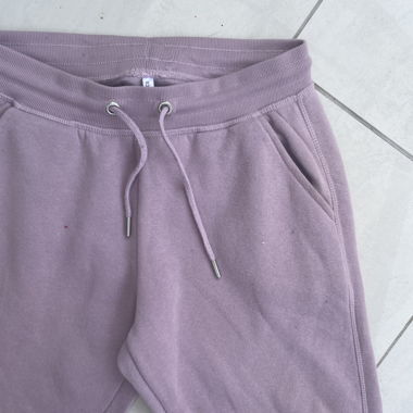 Pantaloni della tuta viola, taglio dritto