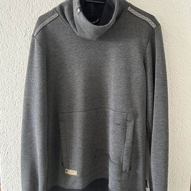 DC Hoodie for Winter Sports