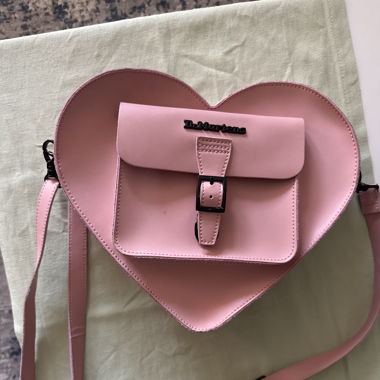 Dr. Martens Heart Bag 