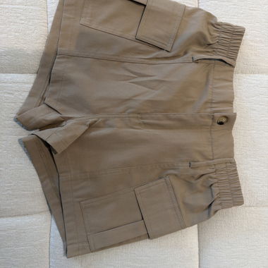 Short beige 