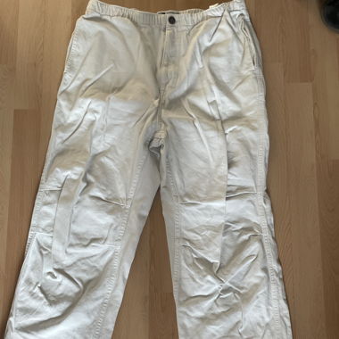 Weisse Hose