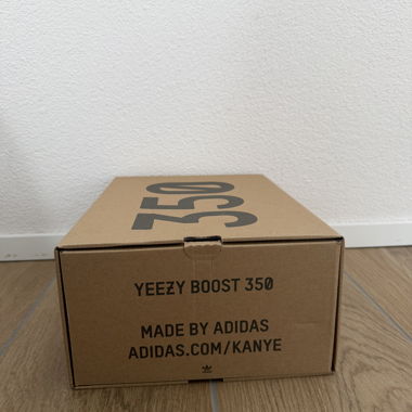 Bottes YEEZY 350 V2