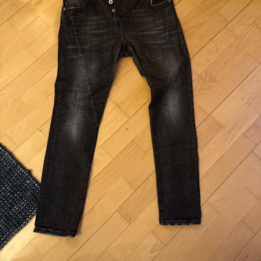 Schwarze Jeans