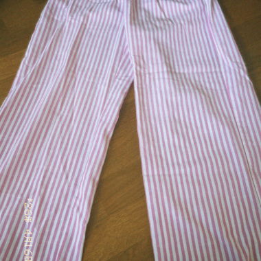 Pantalon à rayures rose et blanc taille basse