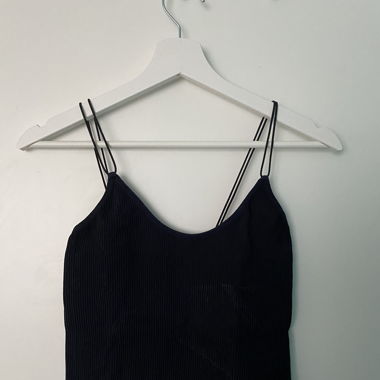 Schwarzes Crop top