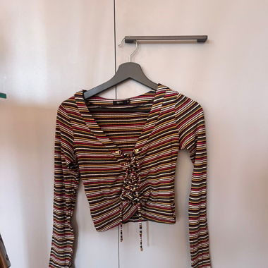 Long sleeve cropped top