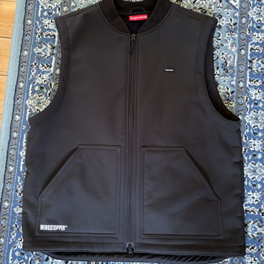 Supreme Weste