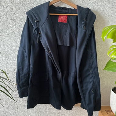 Dunkelblaue EDC-Esprit Kapuzenjacke