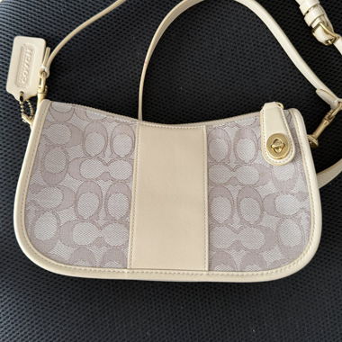 100% Original Coach Umhängetasche mit Monogramm