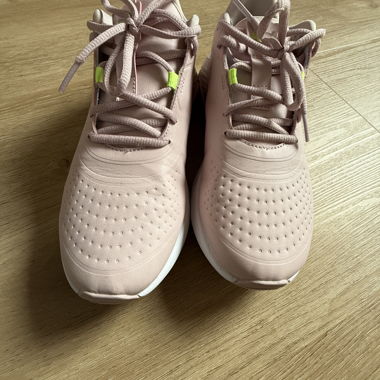 Scarpe sportive Puma taglia 39