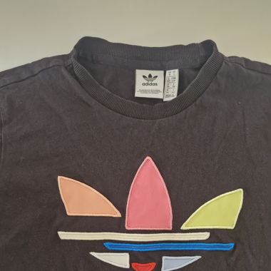 Adidas t-shirt
