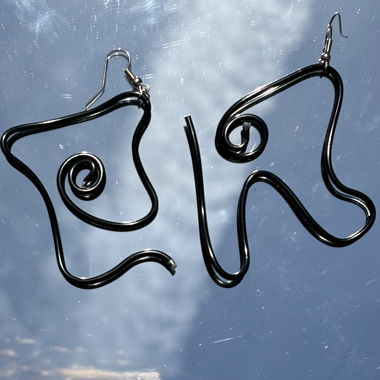 Boucles d’oreilles en fil de fer 