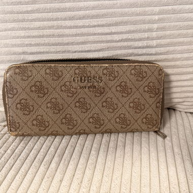Portafoglio Guess con zip