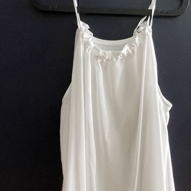 White top with straps