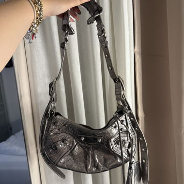 busta/pochette Balenciaga Le Cagole silver in pelle di agnello