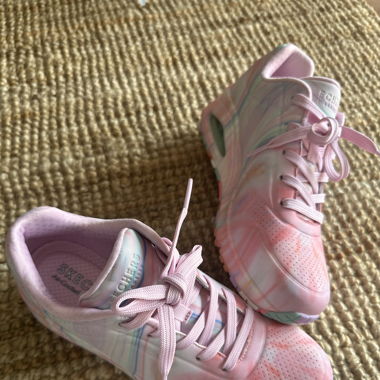 Baskets SKECHERS taille 38