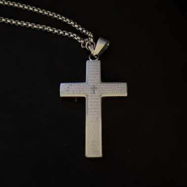 Collana con ciondolo a Croce