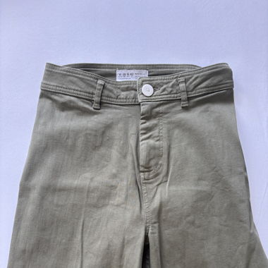 b a g g y jeans olivgrün