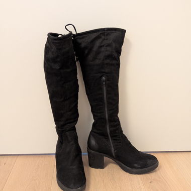 Black Over-the-Knee Boots