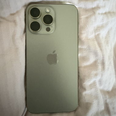 iPhone 15 Pro Max