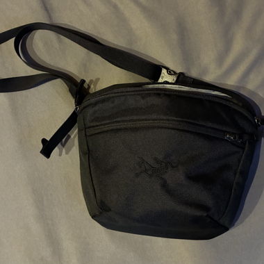 Sacoche arc’teryx mantis black