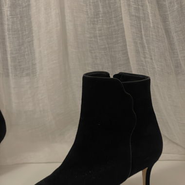 Sarah Flint Suede Boots