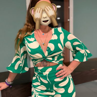 Combinaison verte avec motif