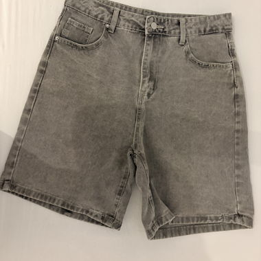 Graue Jorts