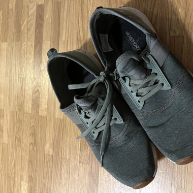 New Balance Sneaker