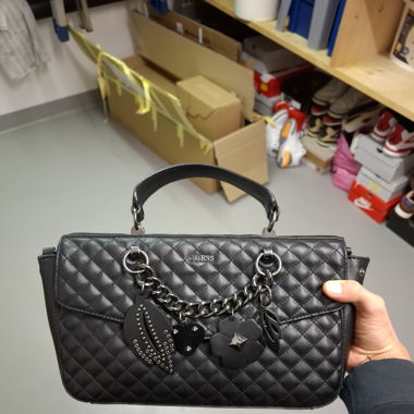 Sac a main guess