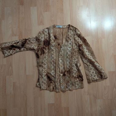 Top in pizzo beige