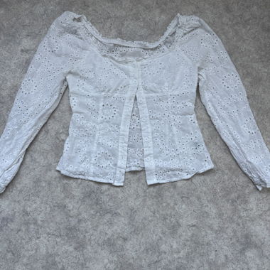 Weiße Spitzen-Bluse