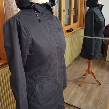 Parka lungo grigio scuro con cappuccio