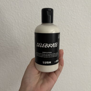 Lotion corporelle LUSH Celebrate