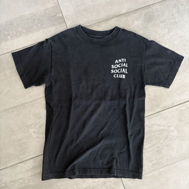 T shirt antisocial 