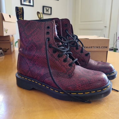 Stivaletti Dr. Martens viola