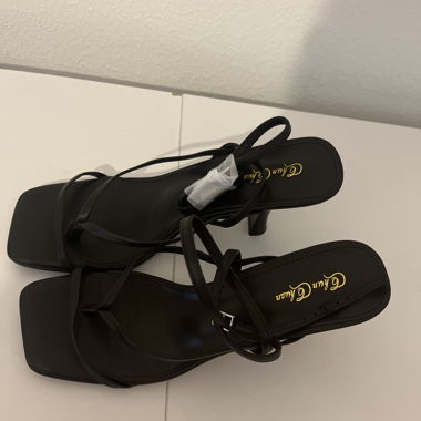 sandales à talons élégante