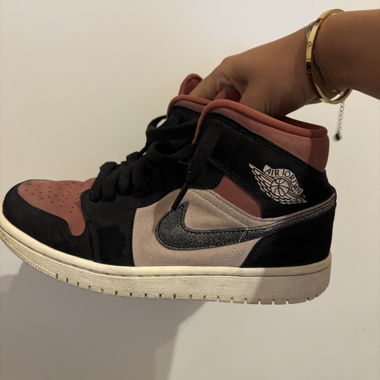 Air Jordan 1 Mid, Canyon Rust (W)