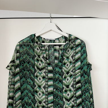 Bluse mit diversen Muster